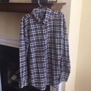 Men’s small Eddie Bauer Button down shirt.